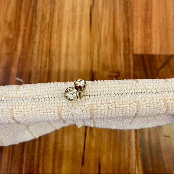 Vintage White Beaded Evening Hand Bag Clutch 1920’s Style Hand Made in Japan. - Picture 4 of 15
